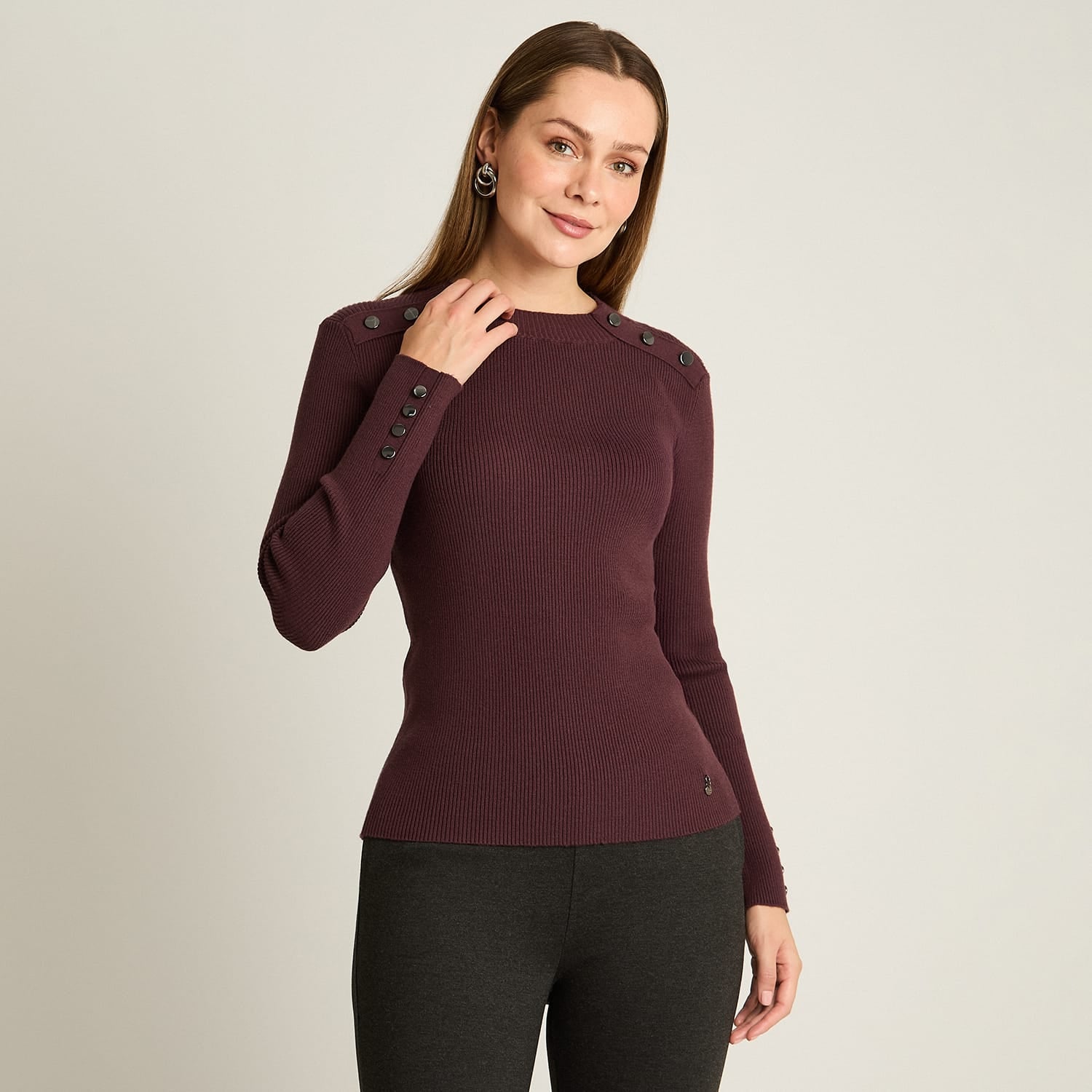 Sweater Burdeo Manga Larga Elasticidad Media Sin Forro Calce Normal Tela Tejido